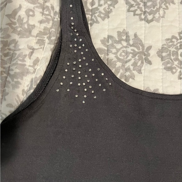 Gray sequin tank top - Picture 3 of 4